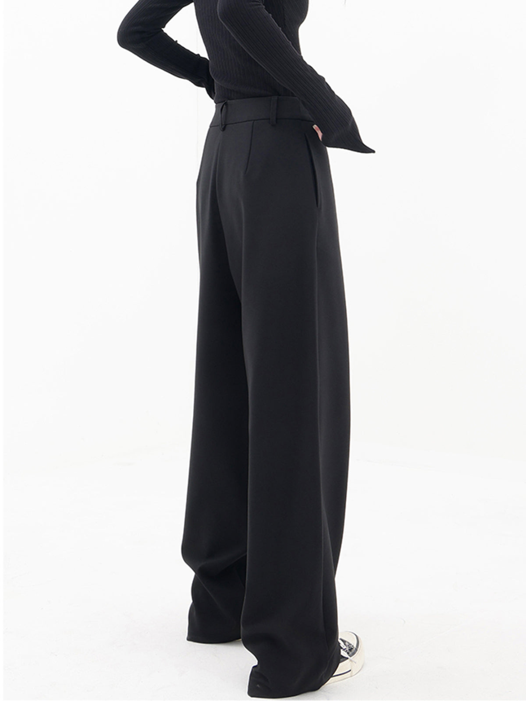 Miriam | Baggy Asymmetric Trousers